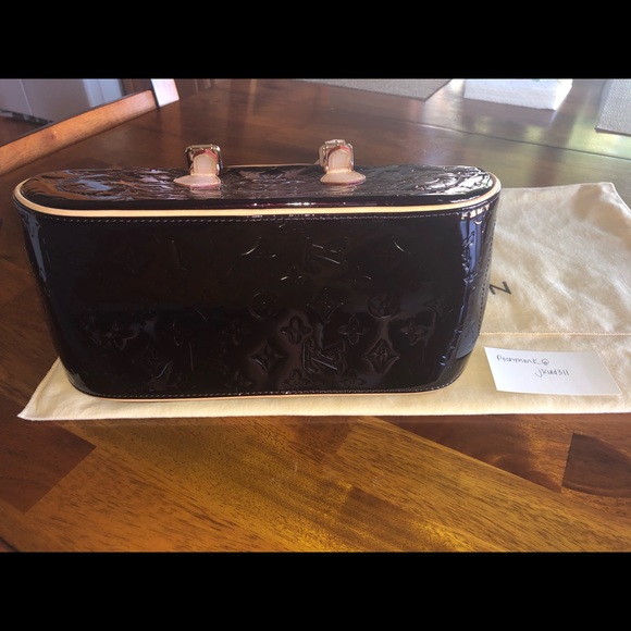 Louis Vuitton Burgundy Summit Handbag - Picture 6 of 9